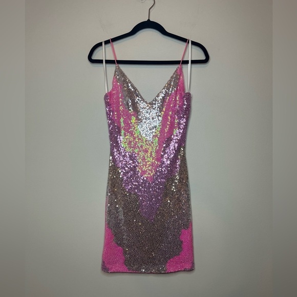 B. Darlin Sequin V-Neck Bodycon Silver and Pink Dress Size M - Picture 3 of 8